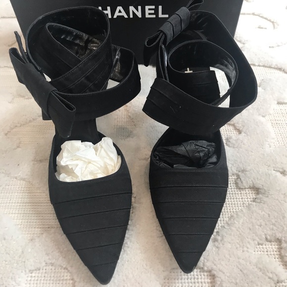 AUTHENTIC CHANEL VINTAGE Black Crystal CC Logo Strappy Dress Heels - Picture 6 of 12
